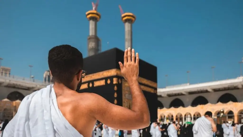 7 days umrah packages from lahore