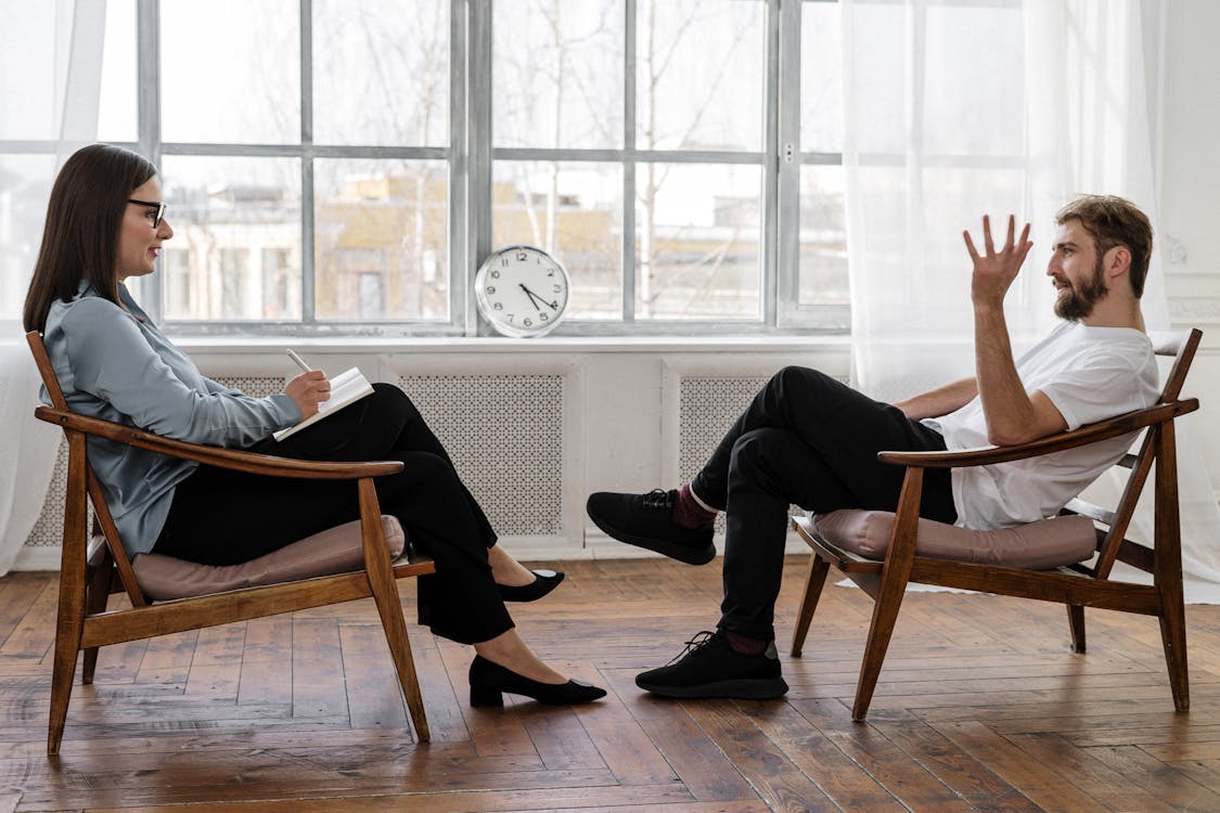 Top Mistakes First-Time Managers Make and How to Avoid Them